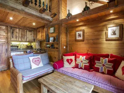 Coin salon dans l'établissement Duplex confortable 5 pers. ski aux pieds, balcon Val-d'Isère - FR-1-862-34