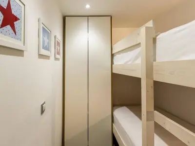 Un ou plusieurs lits dans un hébergement de l'établissement Appartement lumineux 2 chambres vieux village Val-d'Isère, terrasse, parking - FR-1-862-59
