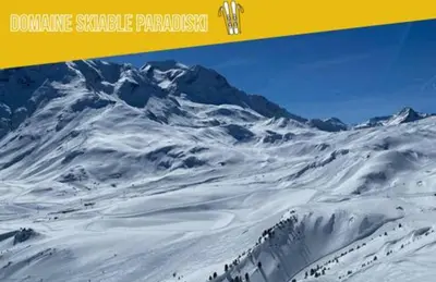 Vue générale sur la montagne ou vue sur la montagne depuis l'appartement