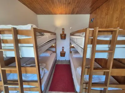 Un ou plusieurs lits dans un hébergement de l'établissement Tignes - 2 pièces, 4 pers, balcon exposé sud - FR-1-502-613