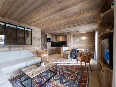 Télévision ou salle de divertissement dans l'établissement Appartement lumineux Ski aux pieds avec Parking - FR-1-862-41
