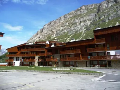 Vue générale sur la montagne ou vue sur la montagne depuis l'appartement