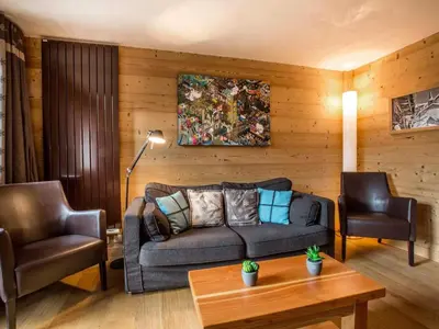 Plan de l'établissement Appartement Ski aux pieds avec parking couvert à Val-d'Isère - FR-1-862-23