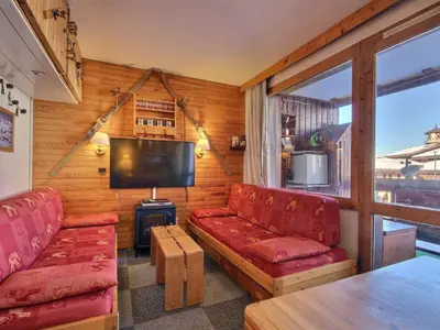 Coin salon dans l'établissement Studio central avec balcon à Belle Plagne, 4 pers - FR-1-455-289