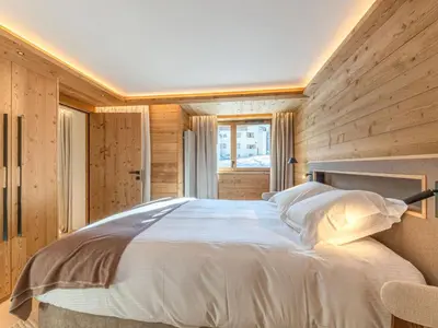 Un ou plusieurs lits dans un hébergement de l'établissement Appartement standing avec cheminée, terrasse et accès détente - FR-1-694-444