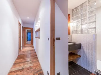 Plan de l'établissement Appartement de charme avec sauna près des pistes - FR-1-694-445