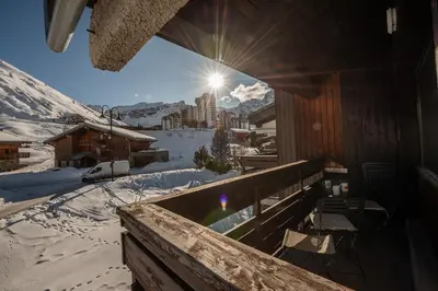 Vue générale sur la montagne ou vue sur la montagne depuis l'appartement