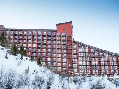 L'établissement Appartement rénové 4 pièces, proche centre, balcon, WIFI, 7-8 pers - FR-1-346-598 en hiver