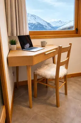 Vue générale sur la montagne ou vue sur la montagne depuis l'appartement