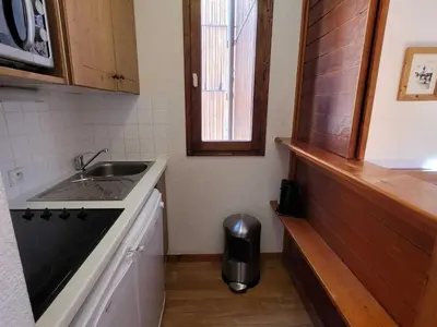 Cuisine ou kitchenette dans l'établissement Val d'Isère - Appartement 3 pièces, 6 pers, animaux admis - FR-1-411-1021