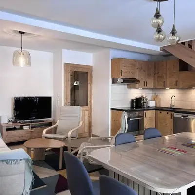 Duplex 4P+Mezzanine