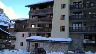 L'établissement Studio cabin for 2 adults and 2 childrens with private parking en hiver