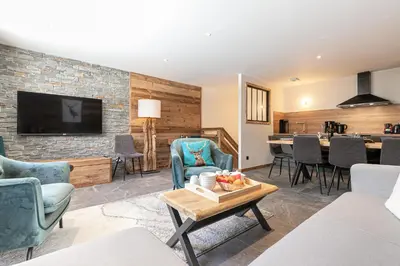 Télévision ou salle de divertissement dans l'établissement Marmotton 102 - Duplex à coté des pistes