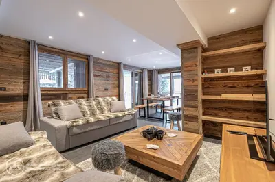 Coin salon dans l'établissement La Sittelle - Appartement neuf en face du télésiège