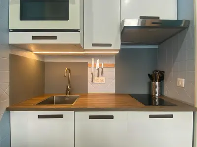 Cuisine ou kitchenette dans l'établissement Studio 4 pers à Tignes, Animaux admis - FR-1-411-1024