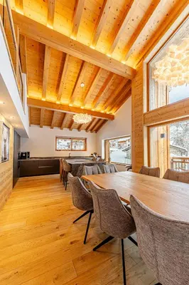 Cuisine ou kitchenette dans l'établissement Chalet Aliet - Paradiski - Luxurious & Family