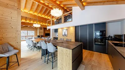 Cuisine ou kitchenette dans l'établissement Chalet Aliet - Paradiski - Luxurious & Family