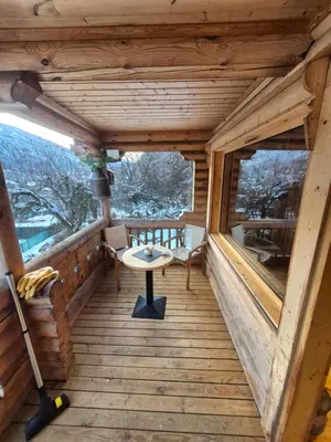 Balcon ou terrasse dans l'établissement le chalet