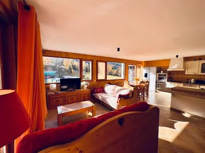 Cuisine ou kitchenette dans l'établissement VALØ VAL CENIS - Vue Panoramique et Ski aux Pieds -
