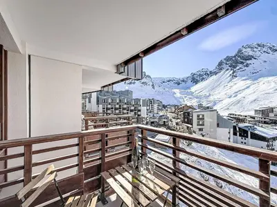 Vue générale sur la montagne ou vue sur la montagne depuis l'appartement
