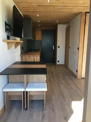 Cuisine ou kitchenette dans l'établissement Tignes le Lac Studio 2 people Southeast