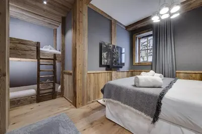 Un ou plusieurs lits dans un hébergement de l'établissement Superbe appartement spacieux avec balcons les Rives de l'Isère 3