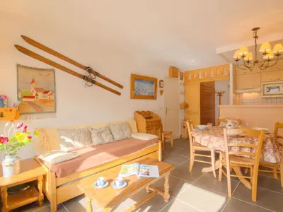 Coin salon dans l'établissement Apartment Grandes Platières II-2 by Interhome