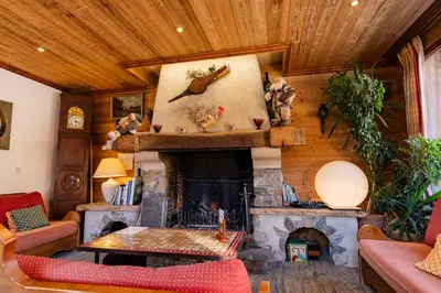 Coin salon dans l'établissement Les Glières - Champagny-en-Vanoise