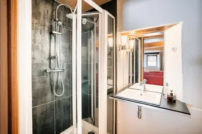 Salle de bains dans l'établissement Ferme Saint-Aubin