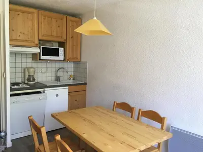 Cuisine ou kitchenette dans l'établissement Studio Tignes Le Lavachet
