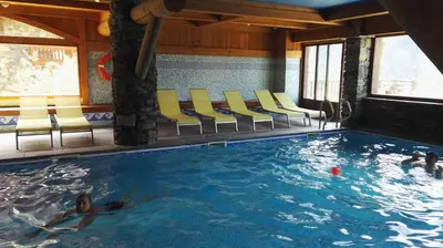 Piscine de l'établissement Le Refuge des Marmottes ou située à proximité