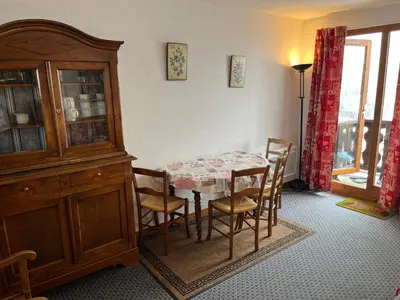 Coin salon dans l'établissement La Lonzagne