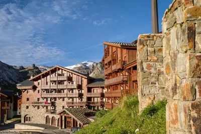 Vue générale sur la montagne ou vue sur la montagne depuis l'appart'hôtel