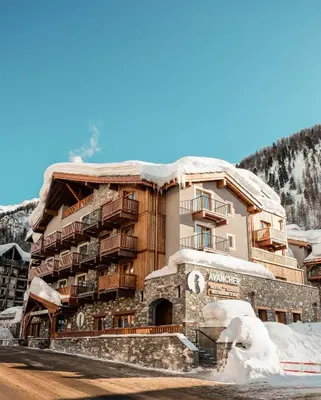 Vue générale sur la montagne ou vue sur la montagne depuis l'hôtel