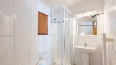 Salle de bains dans l'établissement Madame Vacances Résidence Les Jardins de la Vanoise