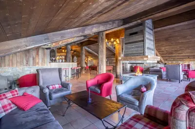 Coin salon dans l'établissement Chalet Altitude Les Arcs 2000