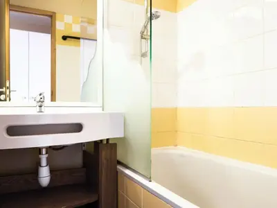 Salle de bains dans l'établissement Residence Les Constellations - maeva Home