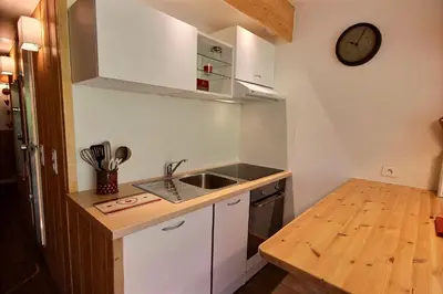 Cuisine ou kitchenette dans l'établissement ARC 1800 Pierra Menta