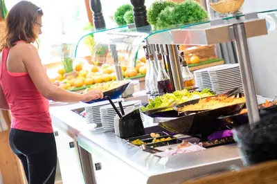 Nourriture dans l'hôtel ou à proximité