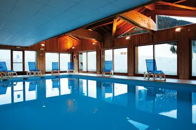 Piscine de l'établissement Lagrange Vacances Les Valmonts de Val Cenis ou située à proximité