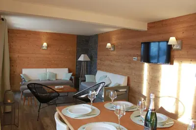 Coin salon dans l'établissement Carene - Belle plagne - 8 personnes