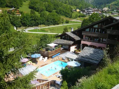 Piscine de l'établissement Résidence Les Edelweiss ou située à proximité