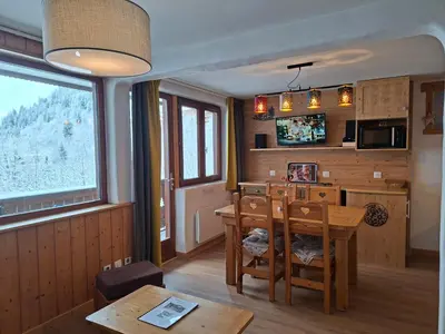 Cuisine ou kitchenette dans l'établissement Résidence Les Edelweiss