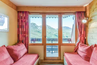 Vue générale sur la montagne ou vue sur la montagne depuis l'appartement