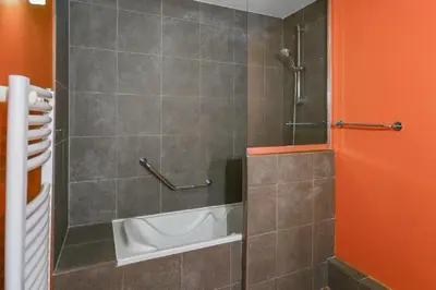 Salle de bains dans l'établissement Residence Les Nereides - maeva Home