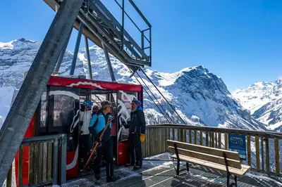 Vue générale sur la montagne ou vue sur la montagne depuis l'appart'hôtel