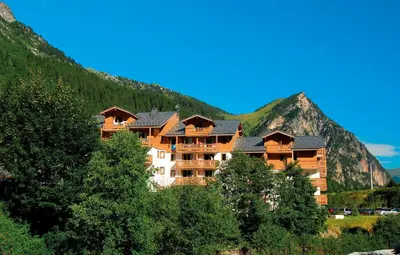 Vue générale sur la montagne ou vue sur la montagne depuis l'appart'hôtel