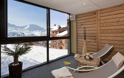 Vue générale sur la montagne ou vue sur la montagne depuis l'appartement