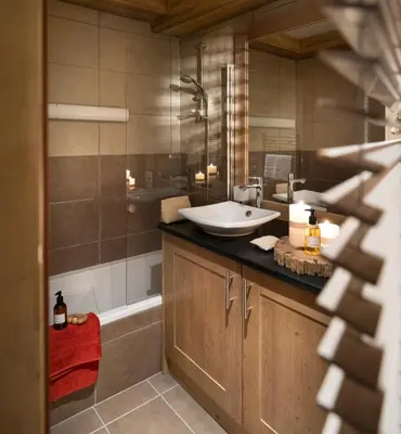 Salle de bains dans l'établissement CGH Résidences & Spas l'Orée des Neiges