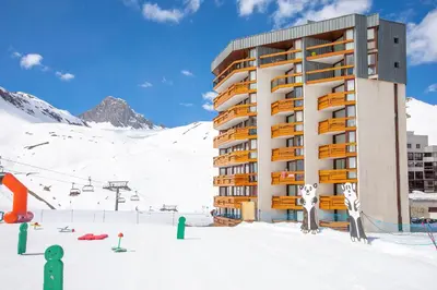 Vue générale sur la montagne ou vue sur la montagne depuis l'appartement
